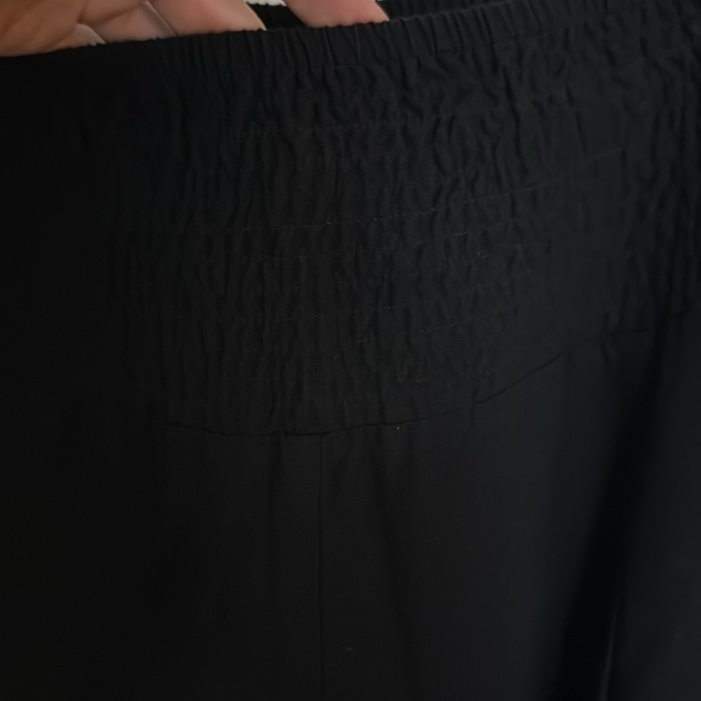 Elegant Black Women's Pants - Picture 5 of 8